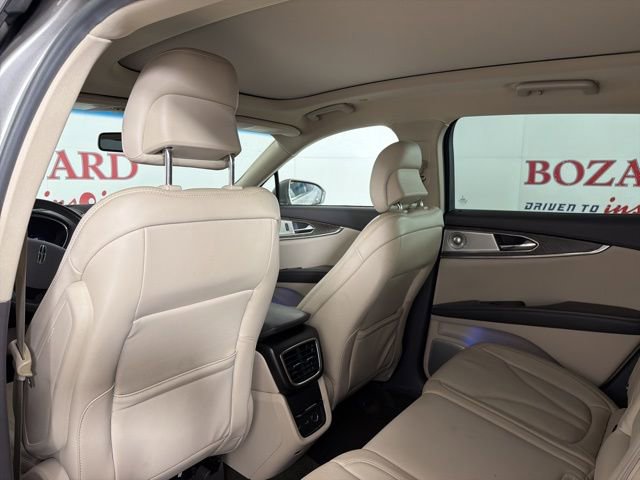 Used 2016 Lincoln MKX Reserve w/ Luxury Package FWD image 14