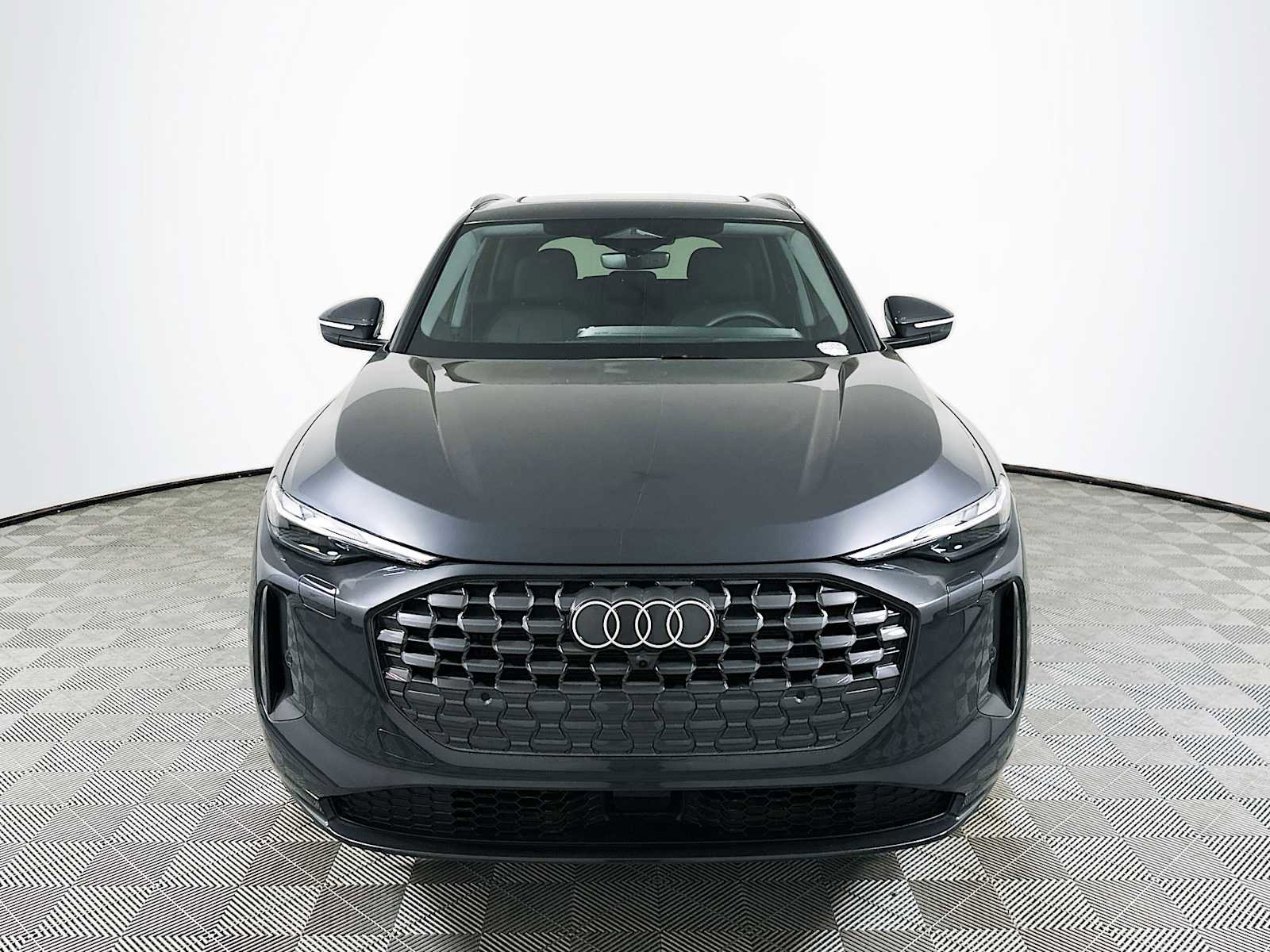 New 2025 Audi Q5 Premium image 2