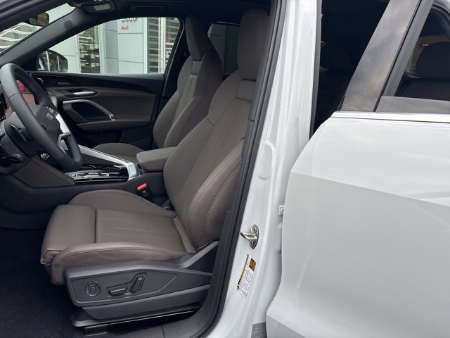 New 2025 Audi Q5 Premium Plus image 9