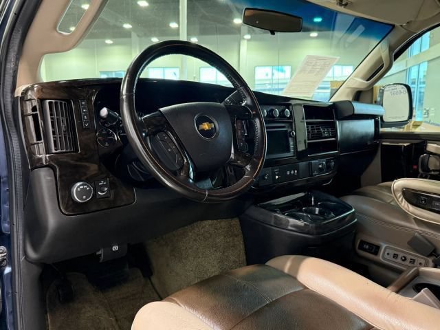Used 2017 Chevrolet Express 2500 RWD image 12