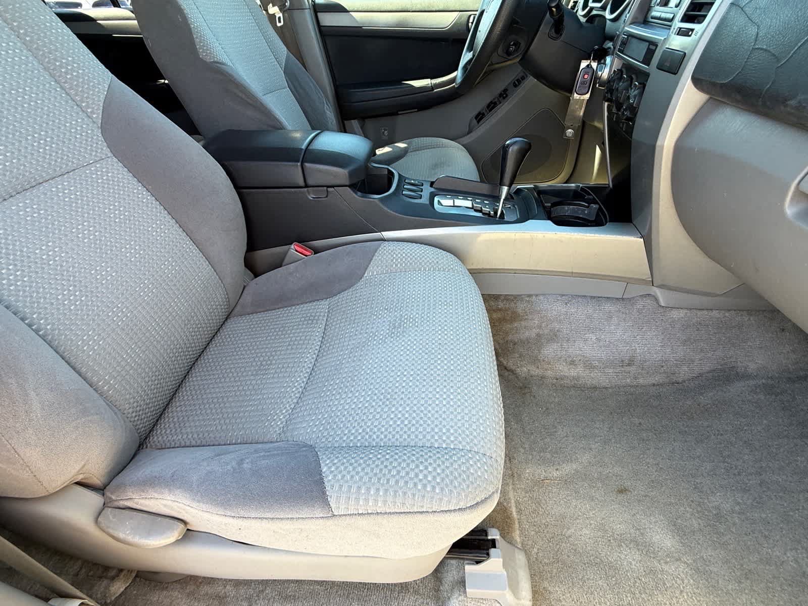 Used 2003 Toyota 4Runner SR5 AWD/4WD image 10