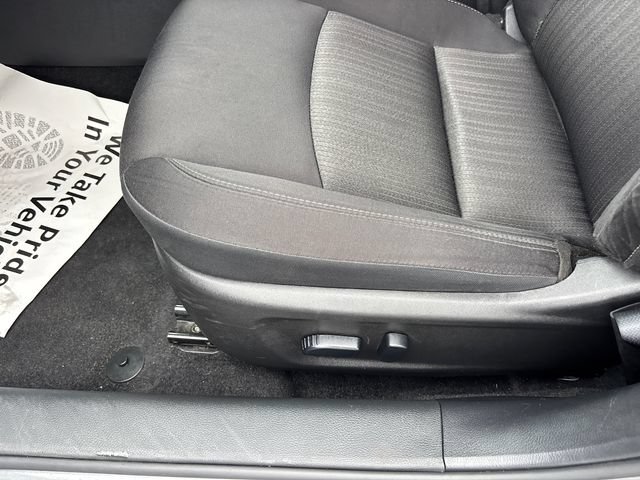 Used 2025 Nissan Altima 2.5 SV FWD image 7