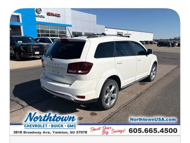 Used 2017 Dodge Journey Crossroad FWD image 8
