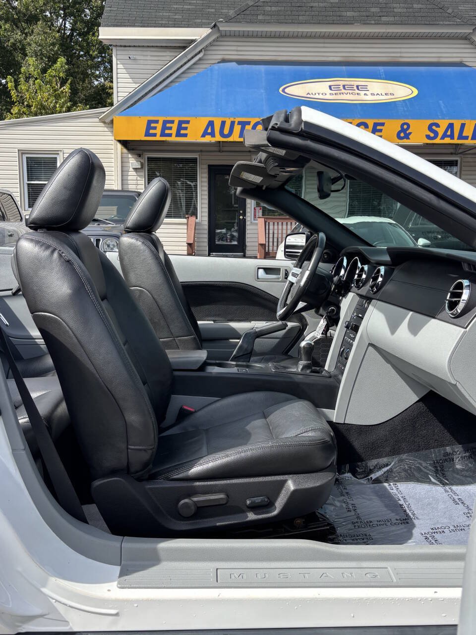 Used 2008 Ford Mustang Premium RWD image 16