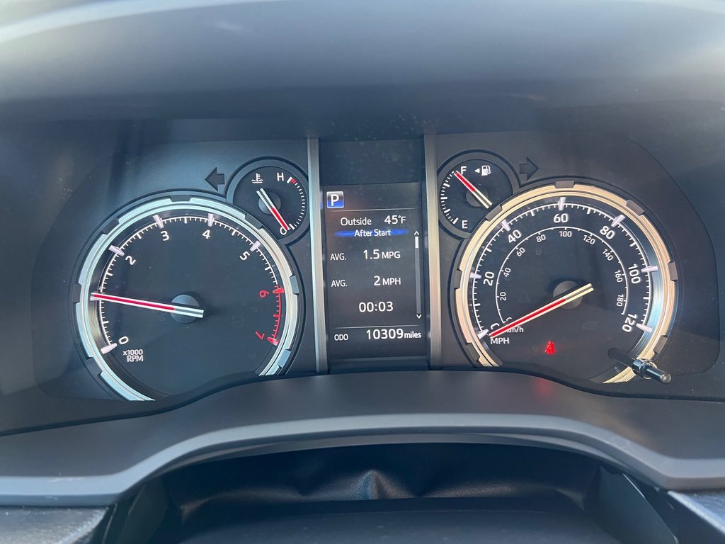 Used 2024 Toyota 4Runner TRD Off-Road Premium image 6