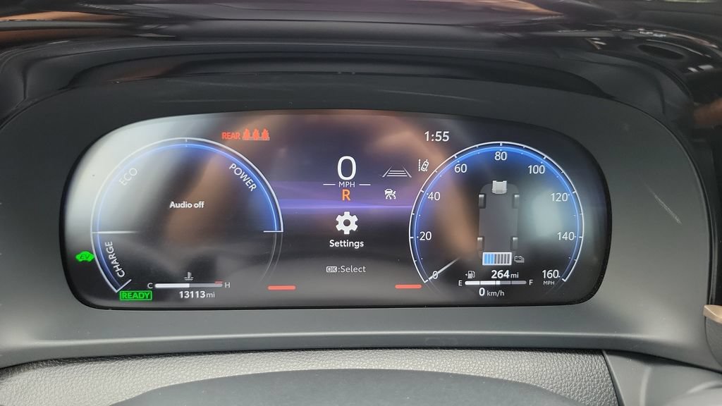 Certified 2025 Toyota Crown Signia AWD/4WD image 22
