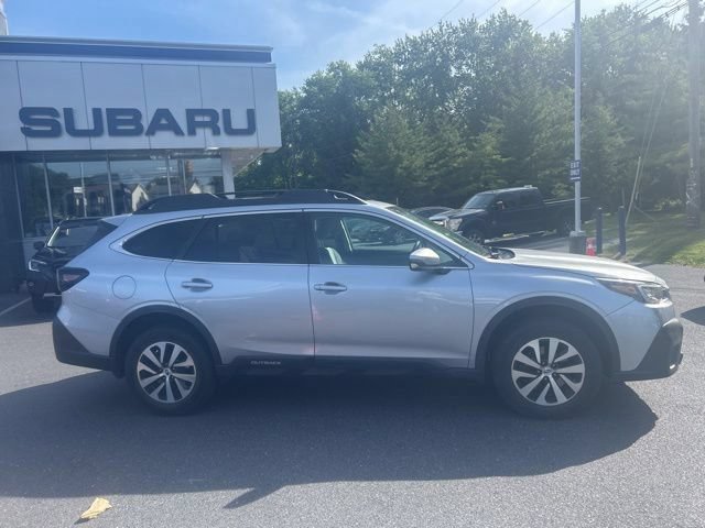 Used 2020 Subaru Outback Premium AWD/4WD image 2