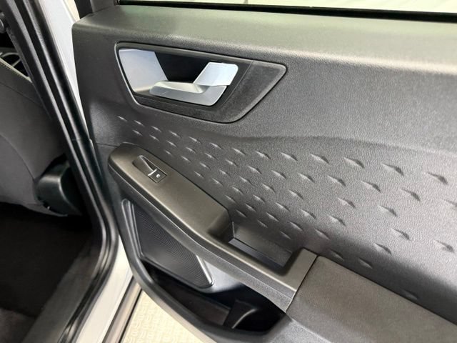 Used 2020 Ford Escape SE AWD/4WD image 27