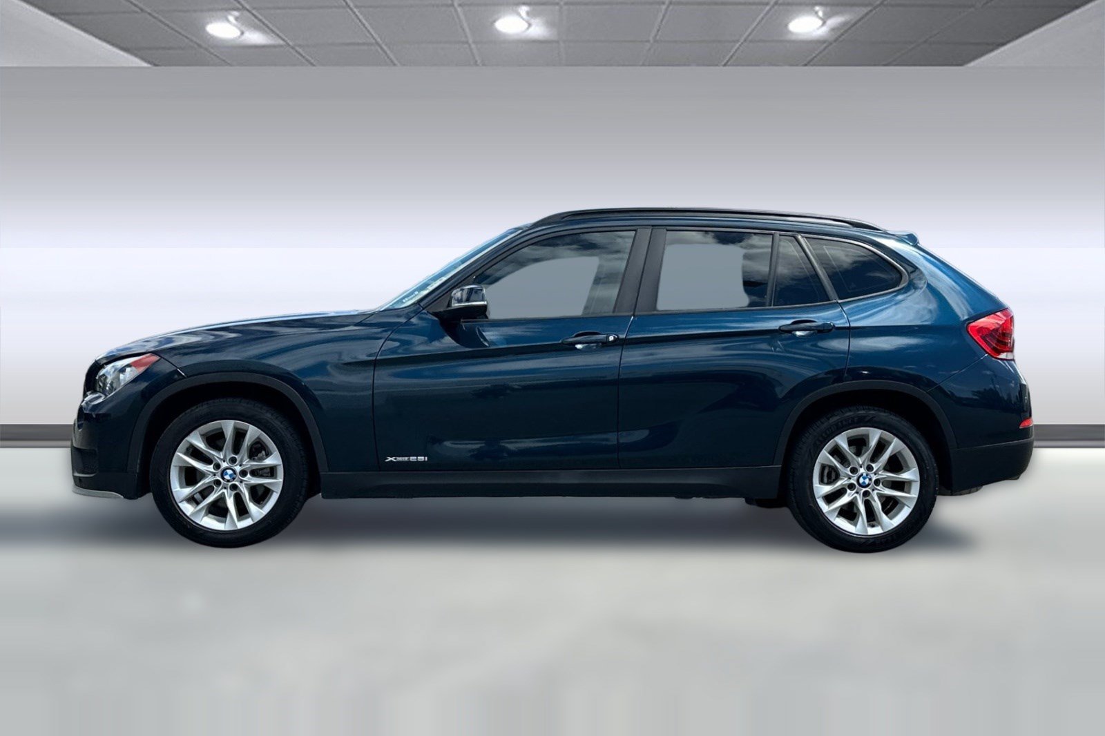 Used 2015 BMW X1 xDrive28i AWD/4WD image 2