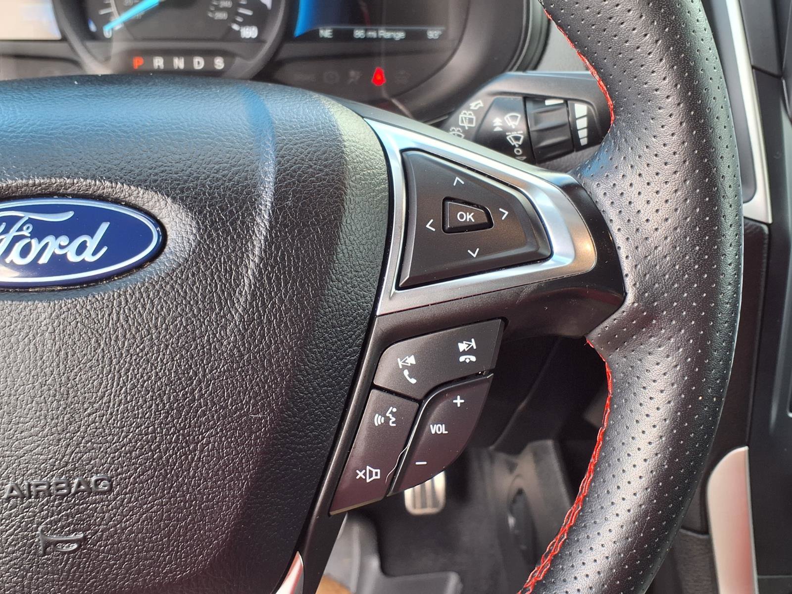 Used 2024 Ford Edge ST-Line image 23