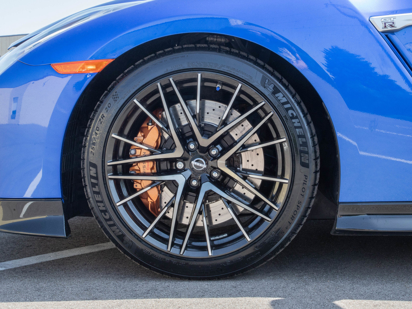 Used 2023 Nissan GT-R Premium AWD/4WD image 26