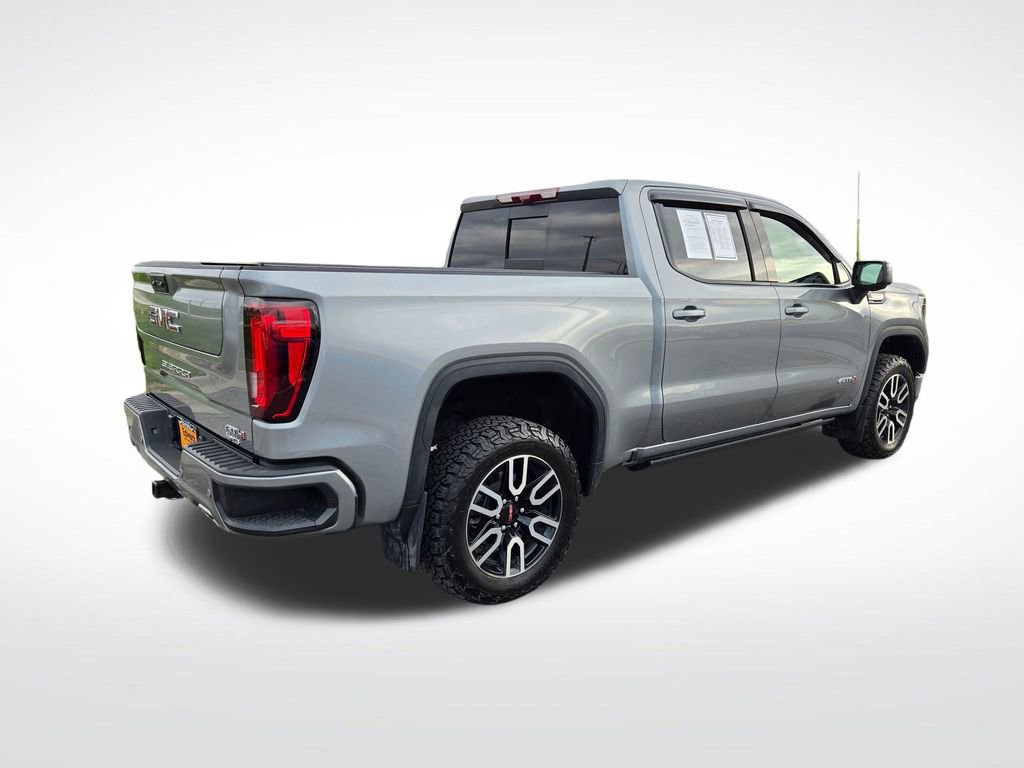 Used 2024 GMC Sierra 1500 AT4 w/ Technology Package AWD/4WD image 3