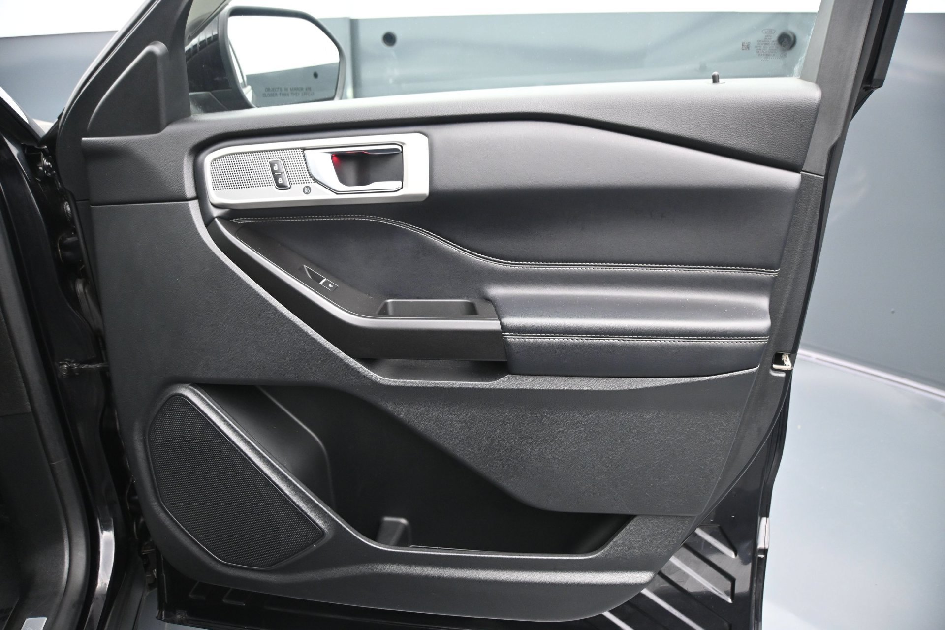 Used 2020 Ford Explorer Limited AWD/4WD image 12