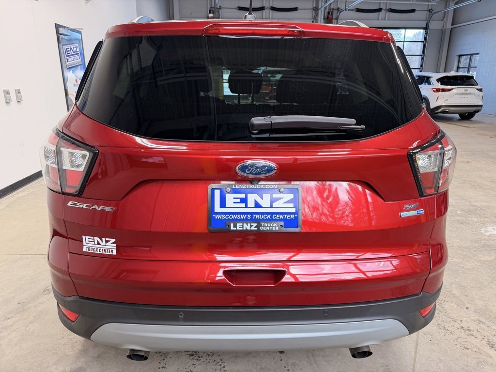 Used 2017 Ford Escape SE w/ Equipment Group 201A image 6
