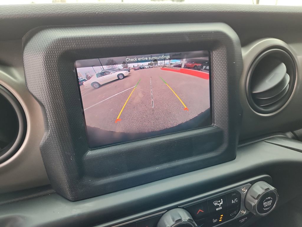 Used 2020 Jeep Wrangler Sport AWD/4WD image 23