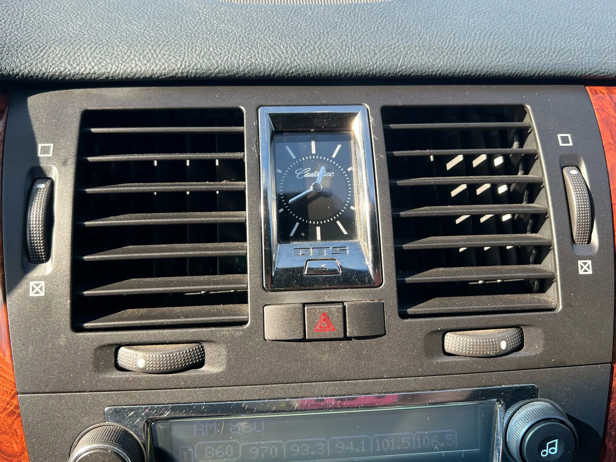 Used 2006 Cadillac DTS FWD image 75