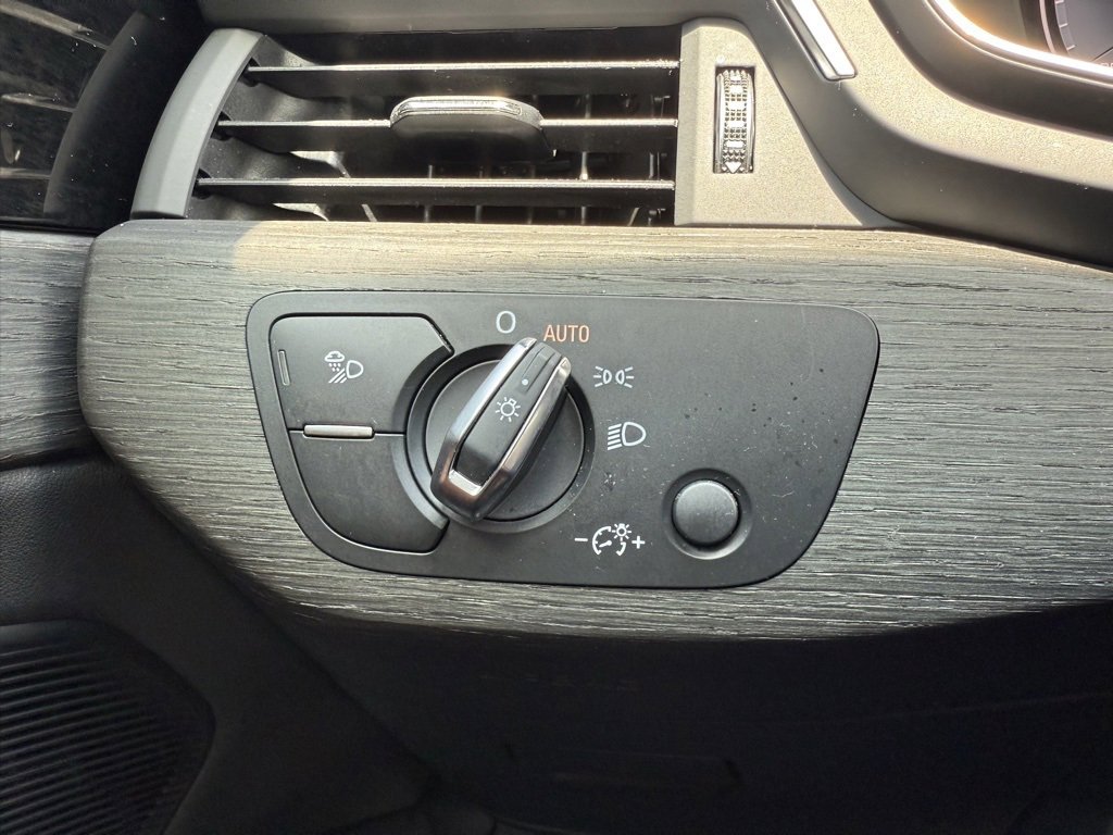 Used 2024 Audi A4 2.0T Premium Plus image 47