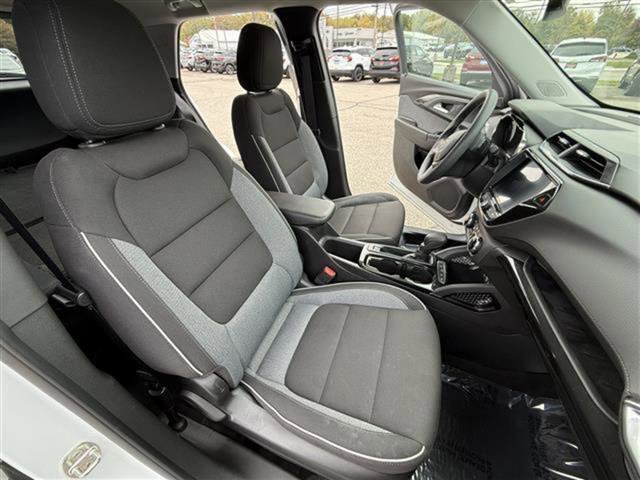 Certified 2022 Chevrolet TrailBlazer LT w/ Convenience Package image 27
