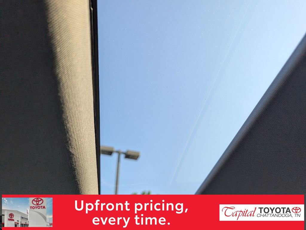 Used 2022 Toyota Camry XSE w/ Navigation Package FWD image 23
