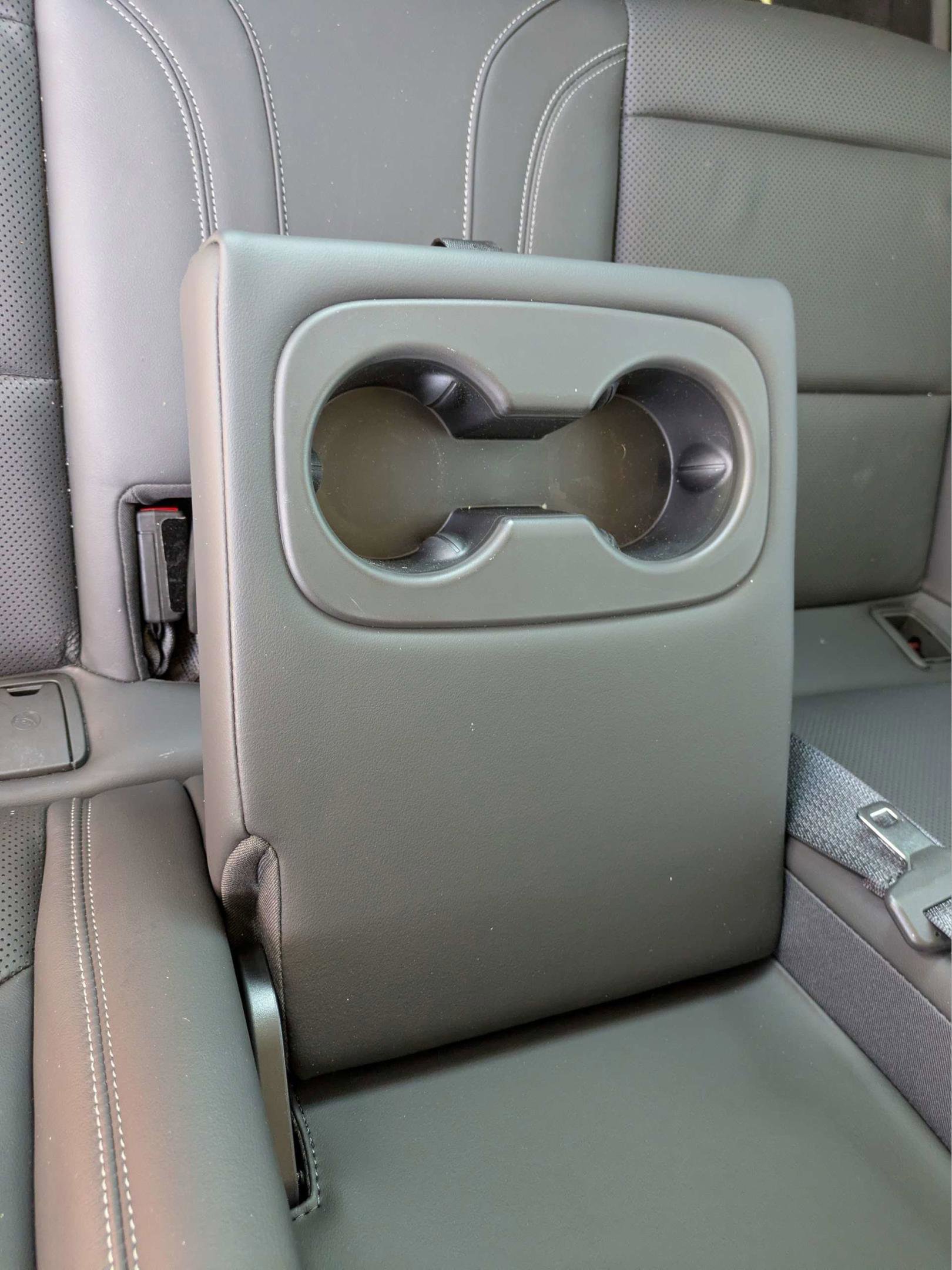 Used 2021 Buick Envision Essence w/ Technology Package I FWD image 14