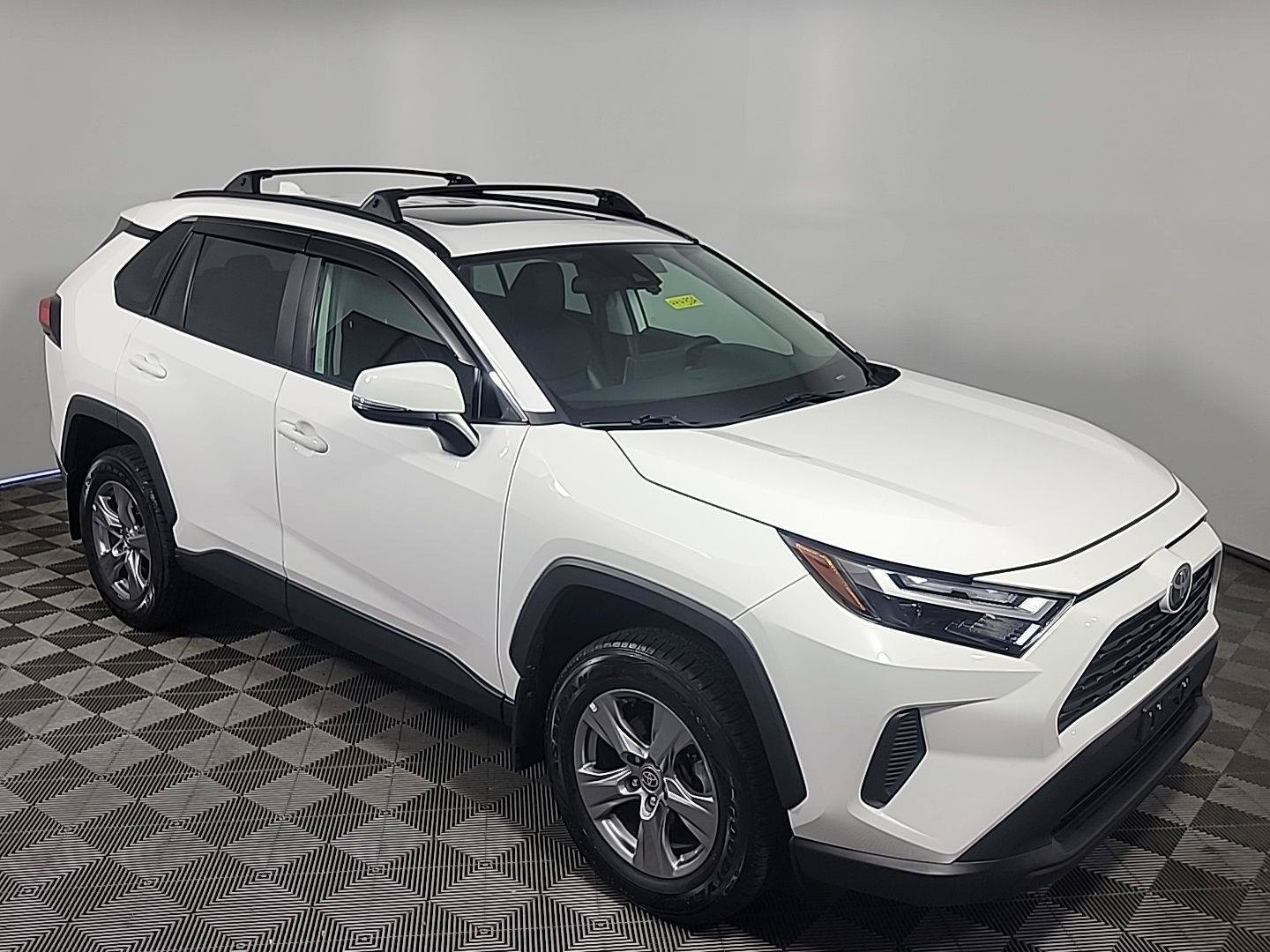 Used 2023 Toyota RAV4 XLE w/ Convenience Package AWD/4WD image 2