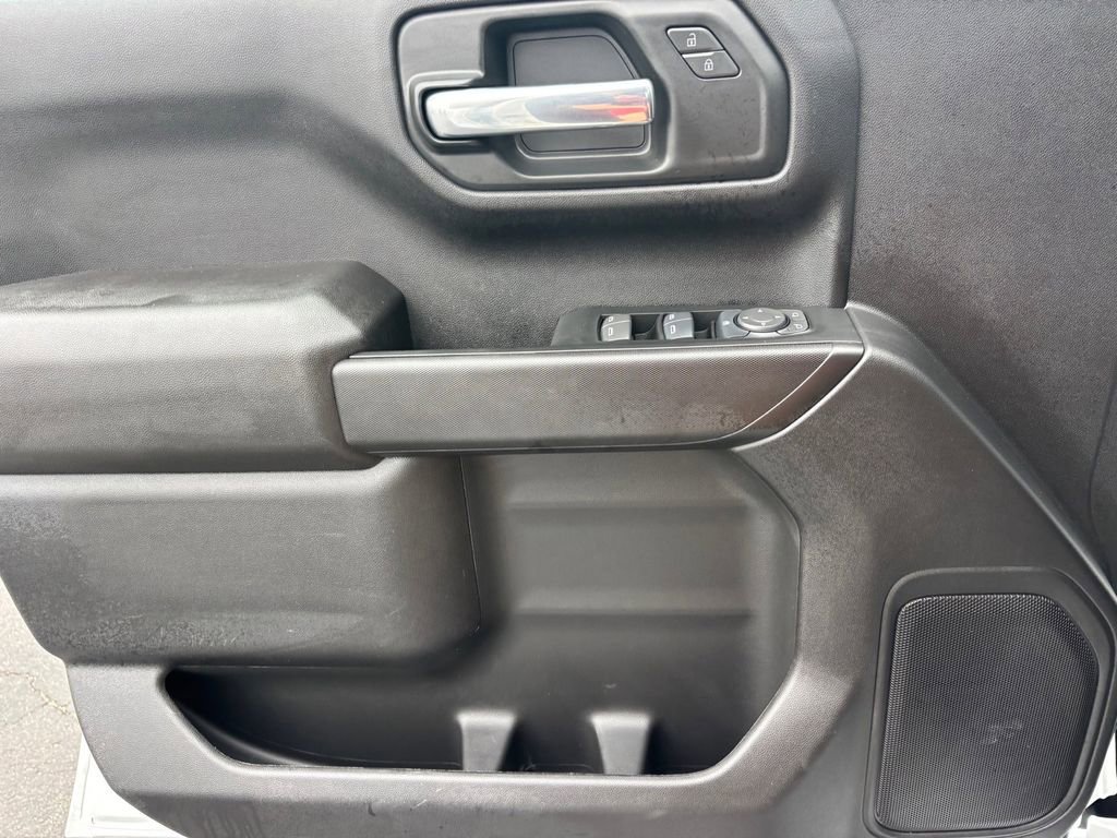 Used 2025 Chevrolet Silverado 1500 W/T w/ LPO, Dark Essentials Package AWD/4WD image 20