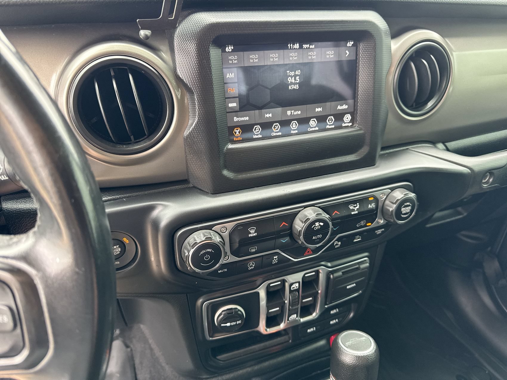 Used 2021 Jeep Gladiator Sport AWD/4WD image 16