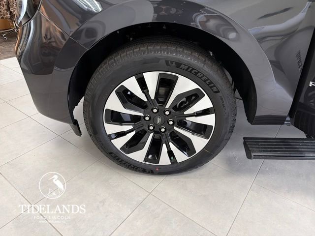 New 2025 Ford Expedition Platinum w/ Platinum Ultimate Package image 30