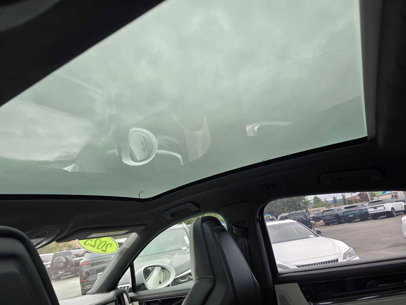 Used 2025 Porsche Cayenne Turbo image 23