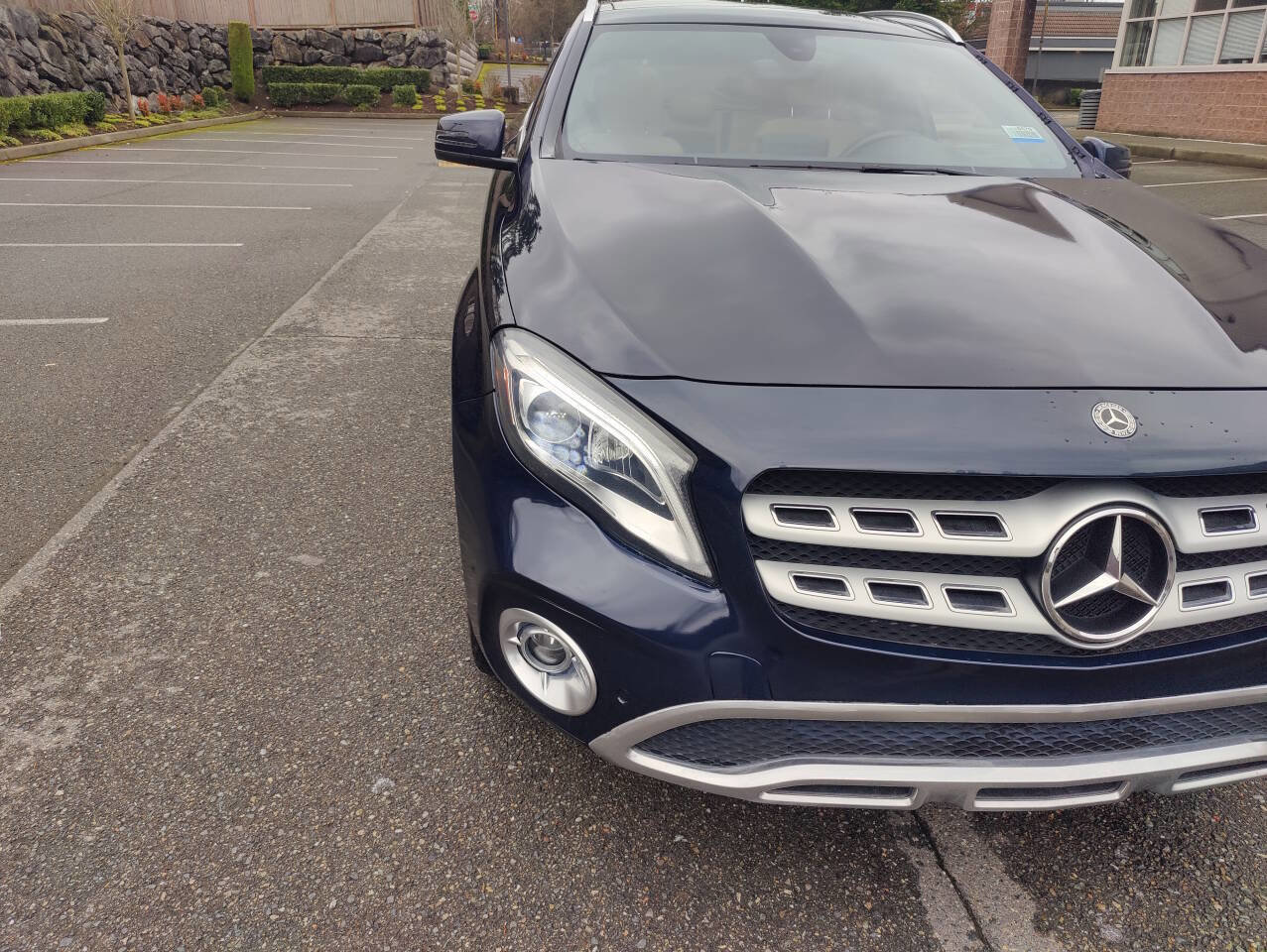 Used 2019 Mercedes-Benz GLA 250 4MATIC w/ Premium Package image 8