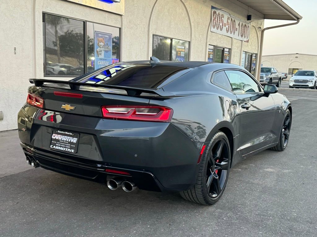Used 2017 Chevrolet Camaro SS image 2