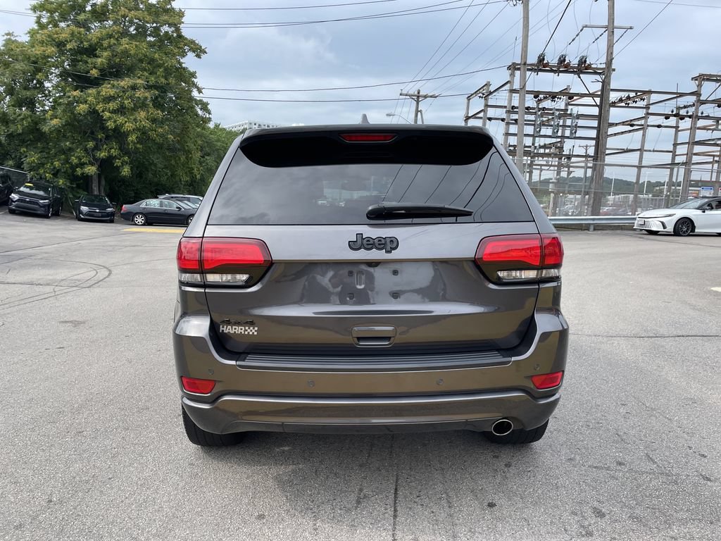 Certified 2020 Jeep Grand Cherokee Altitude AWD/4WD image 4