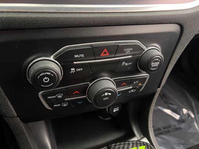 Used 2017 Dodge Charger SE w/ Popular Equipment Group RWD image 24