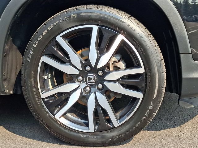 Certified 2019 Honda Pilot Touring image 8