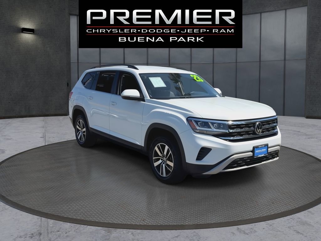 Used 2023 Volkswagen Atlas SE FWD image 2