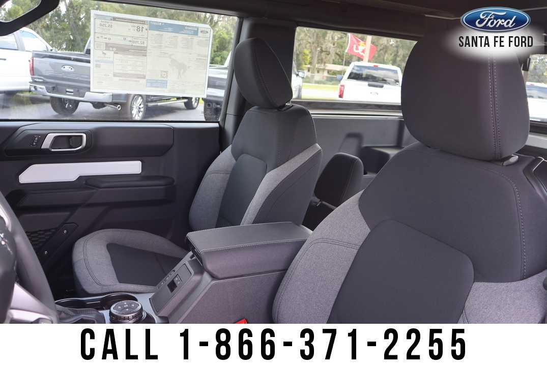 New 2026 Ford Bronco 2-Door w/ Sasquatch Package AWD/4WD image 12
