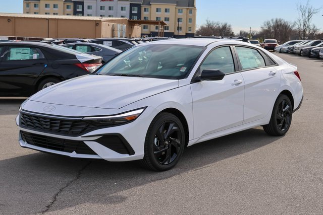 New 2026 Hyundai Elantra Sport w/ Cargo Package image 6