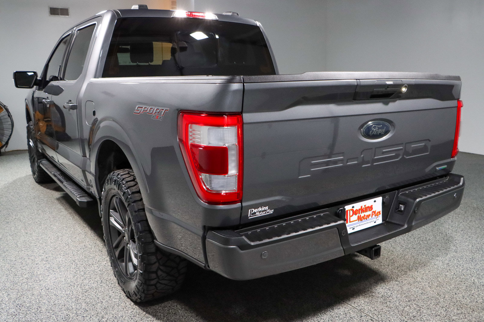 Used 2023 Ford F150 Lariat w/ Equipment Group 502A High image 10