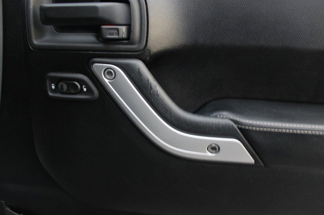 Used 2013 Jeep Wrangler Unlimited Sport image 15