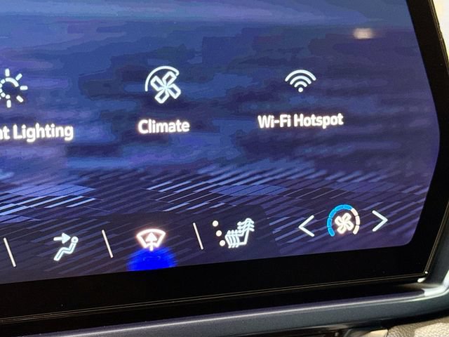 New 2026 Chevrolet Equinox EV LT FWD image 23