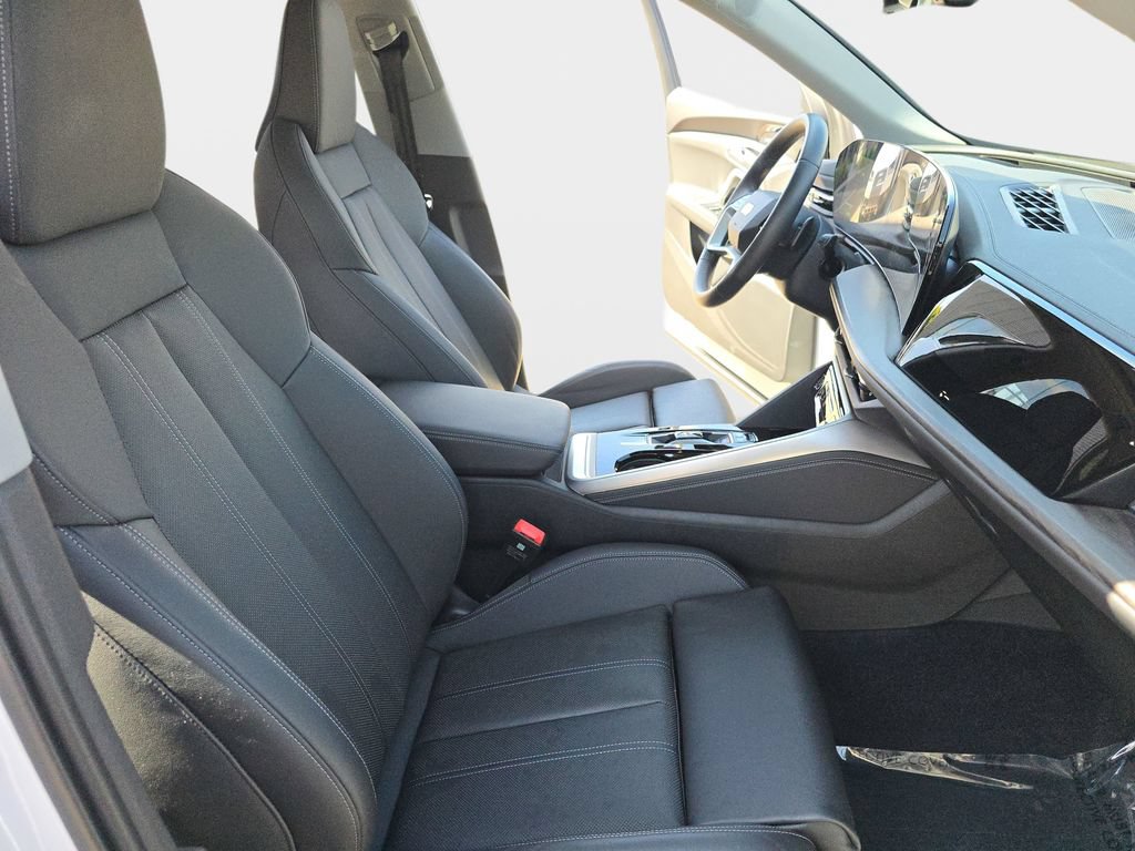 Certified 2025 Audi Q5 Premium w/ Premium Plus AWD/4WD image 12