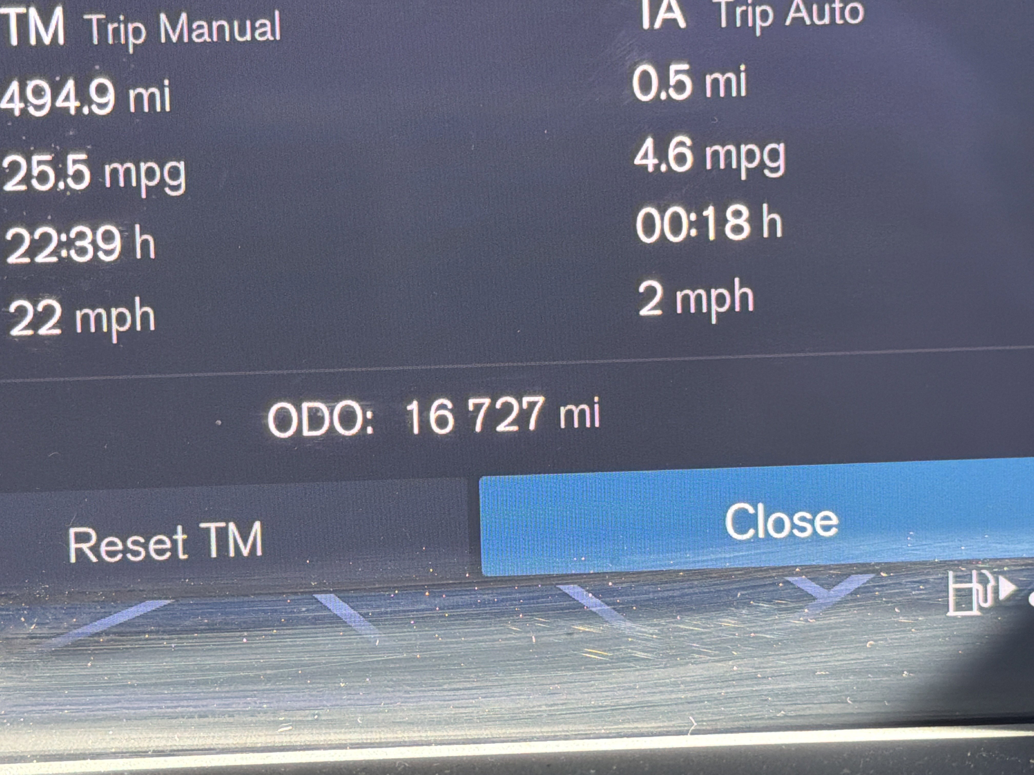 Certified 2025 Volvo XC40 B5 Core image 42