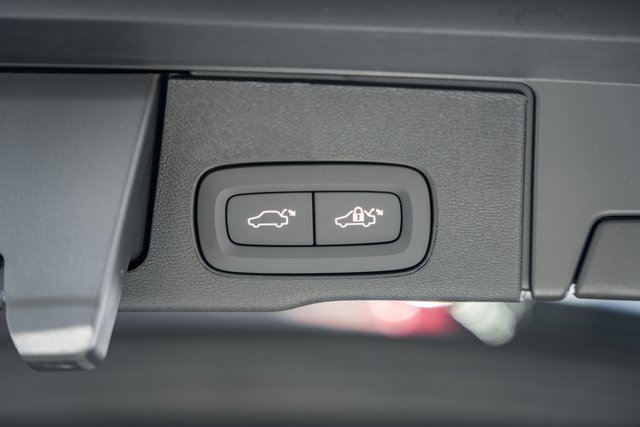 New 2026 Volvo XC60 B5 Plus w/ Protection Package Premier image 10