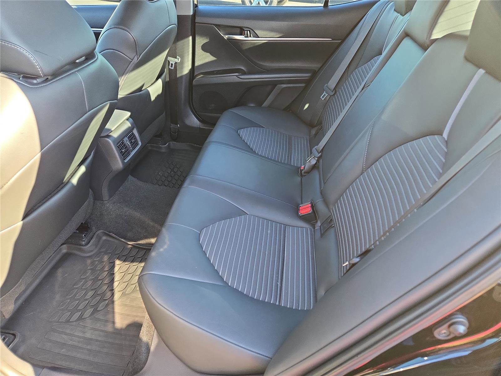 Used 2024 Toyota Camry SE w/ Cold Weather Package image 15