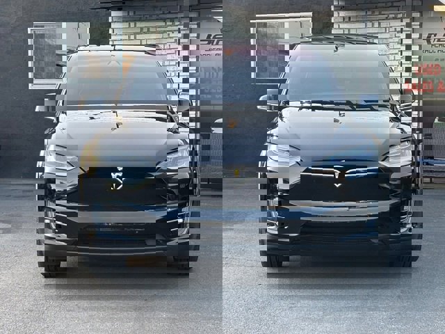 Used 2020 Tesla Model X Long Range image 2