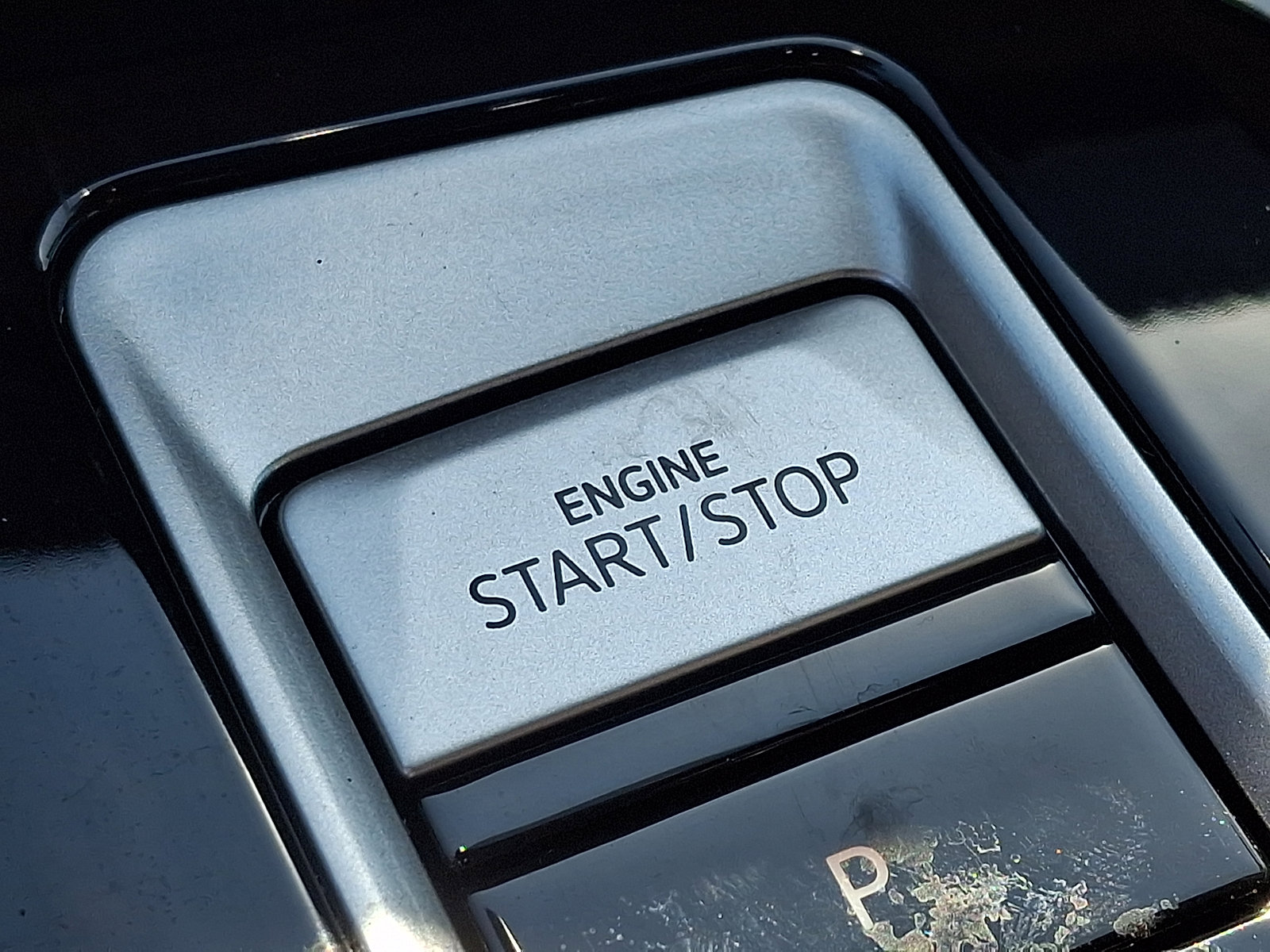 Used 2025 Volkswagen Atlas SEL Premium R-Line AWD/4WD image 23