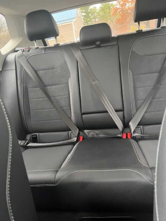 Used 2023 Volkswagen Taos SE w/ Panoramic Sunroof Package image 17