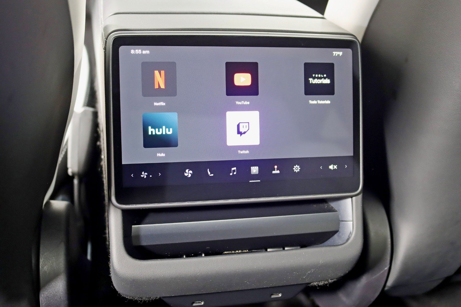 Used 2026 Tesla Model Y AWD image 27