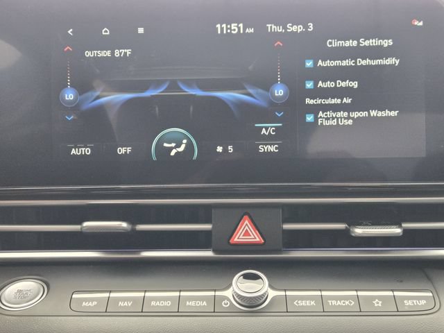 Certified 2026 Hyundai Elantra Limited FWD image 12