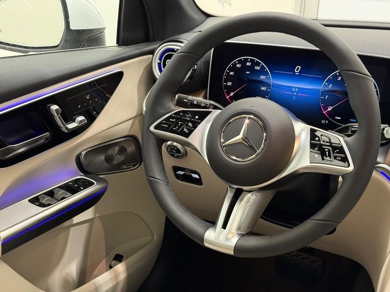 New 2026 Mercedes-Benz GLC 300 4MATIC image 8